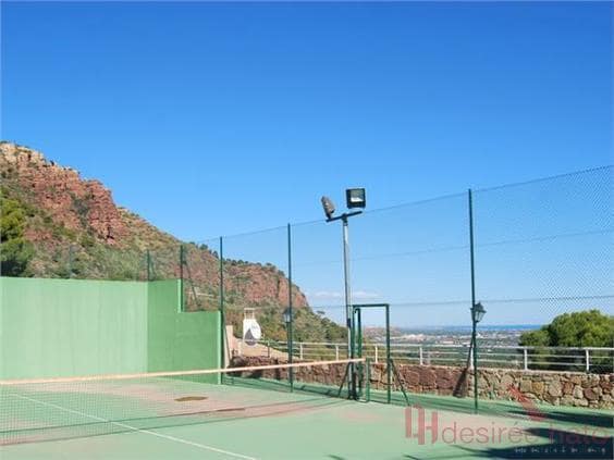 3 camera da letto Casa da affittare in Pucol con piscina garage - 1.800 € (Rif: 9389968)