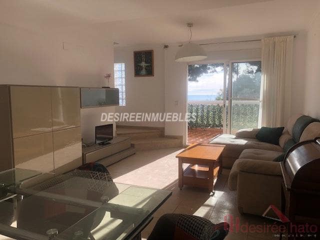 3 bedroom Townhouse for rent in Pucol with pool garage - € 1,700 (Ref: 9389968)