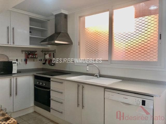 3 bedroom Townhouse for rent in Pucol with pool garage - € 1,700 (Ref: 9389968)