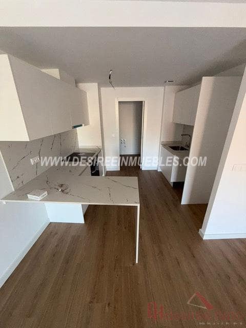 3 soverom Leilighet til salgs i Valencia by med svømmebasseng garasje - € 370 000 (Ref: 9432655)