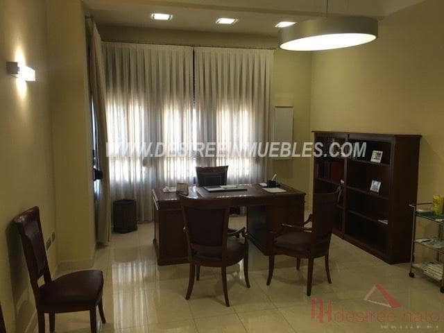 7 bedroom Office for rent in Sant Francesc, Valencia city - € 2,200 (Ref: 9438908)