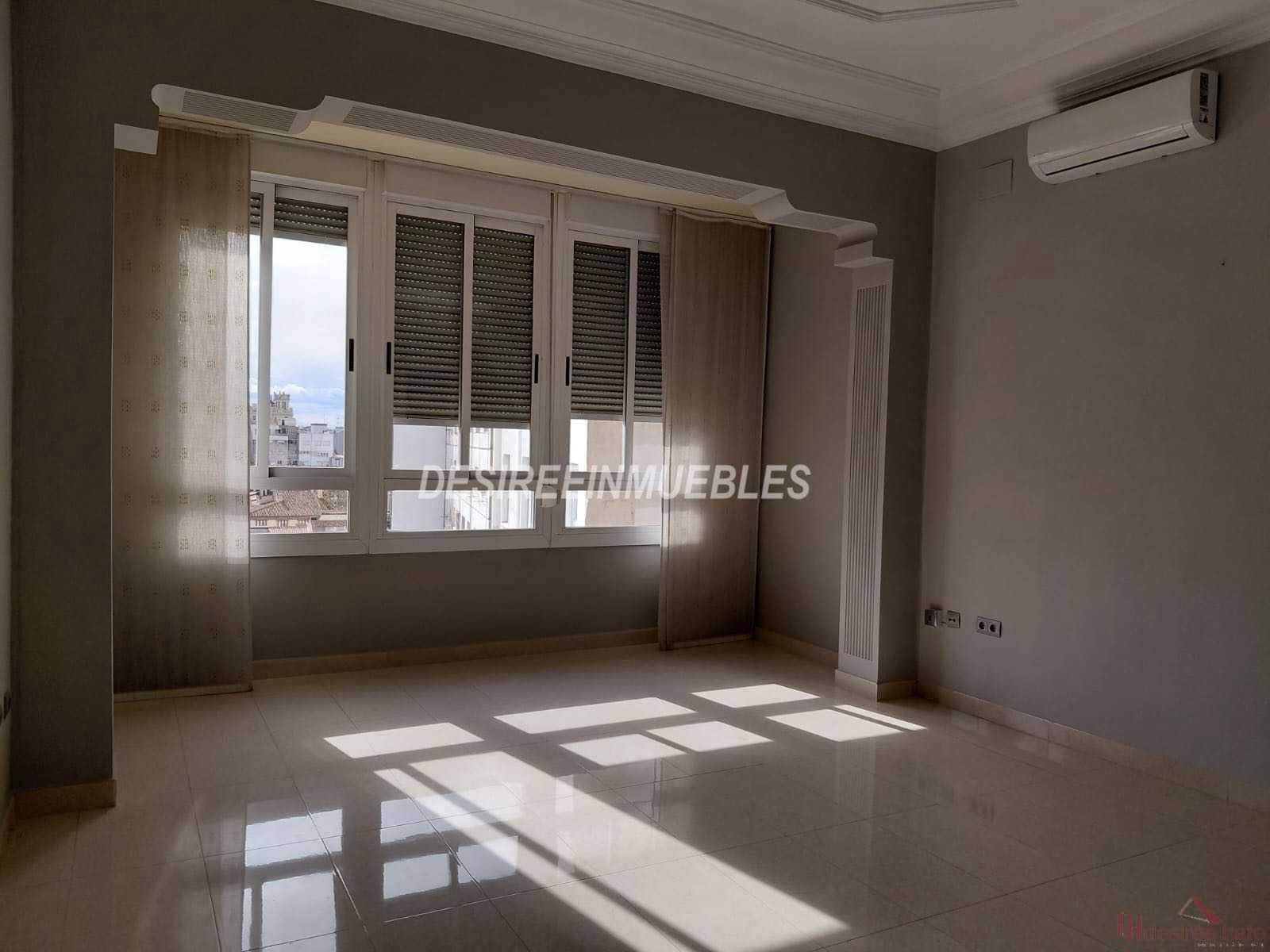 7 bedroom Office for rent in Valencia city - € 2,200 (Ref: 9438908)