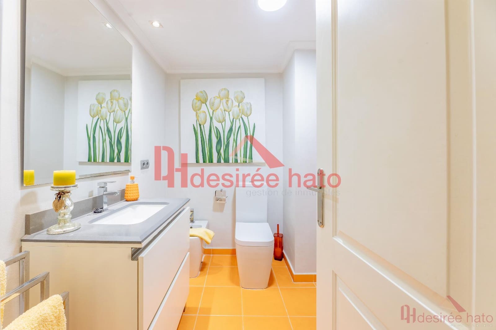 5 bedroom Flat for sale in Valencia city with garage - € 1,100,000 (Ref: 9448488)