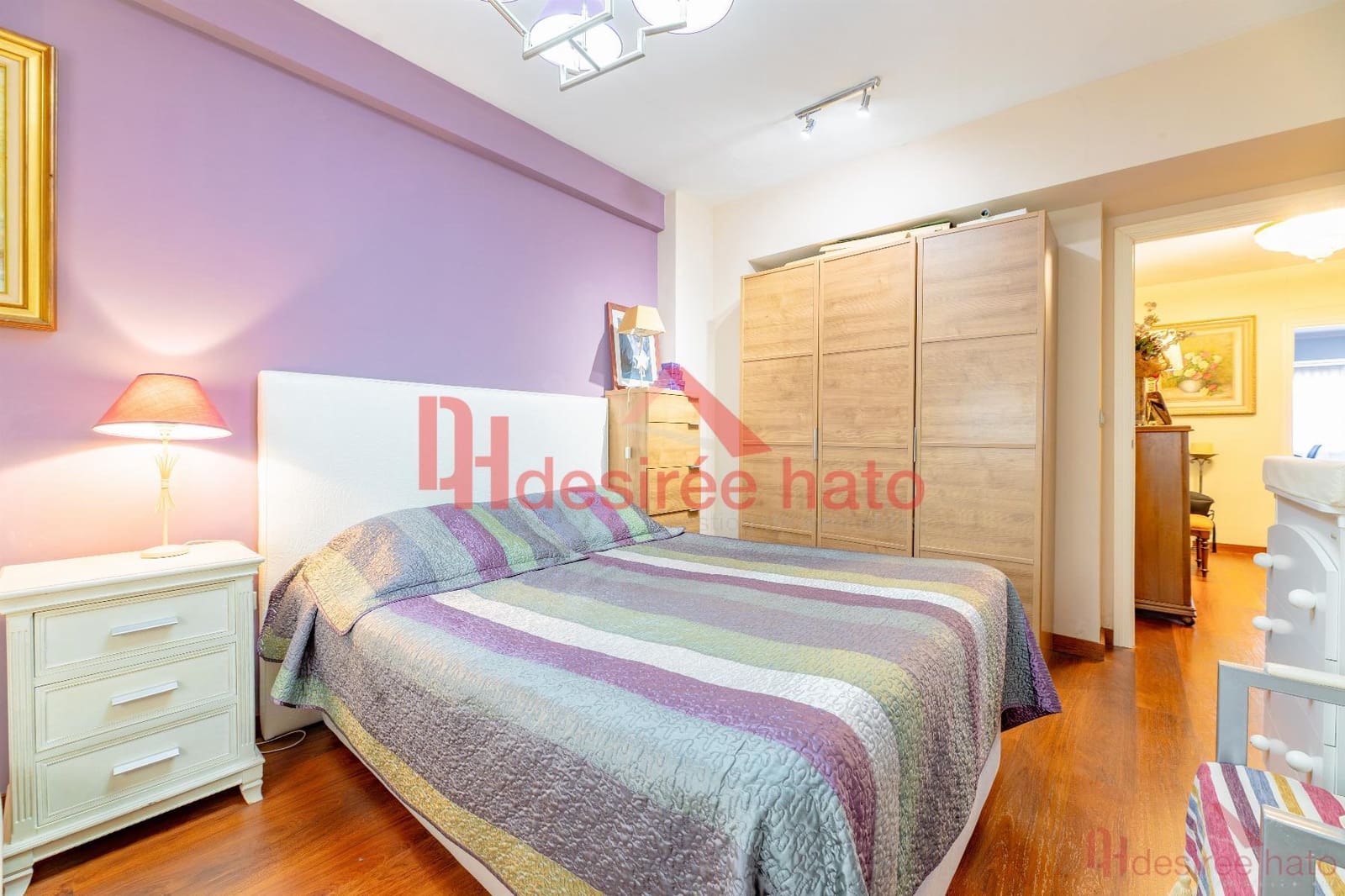 5 bedroom Flat for sale in Valencia city with garage - € 1,100,000 (Ref: 9448488)