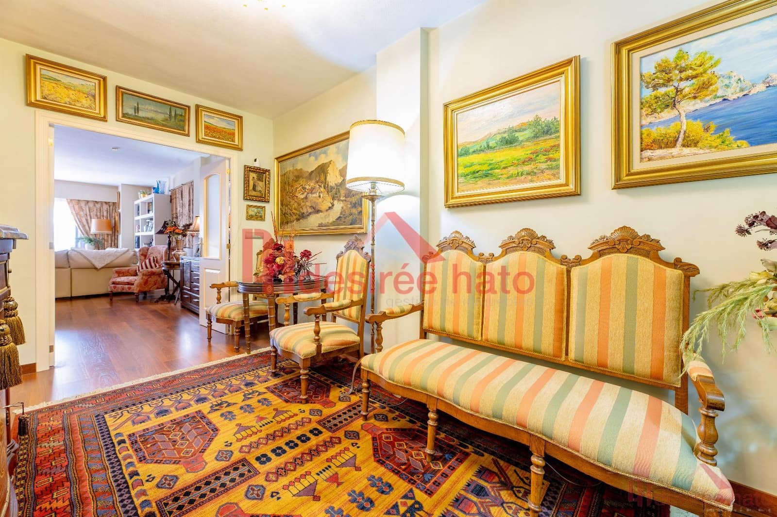 5 bedroom Flat for sale in Valencia city with garage - € 1,100,000 (Ref: 9448488)