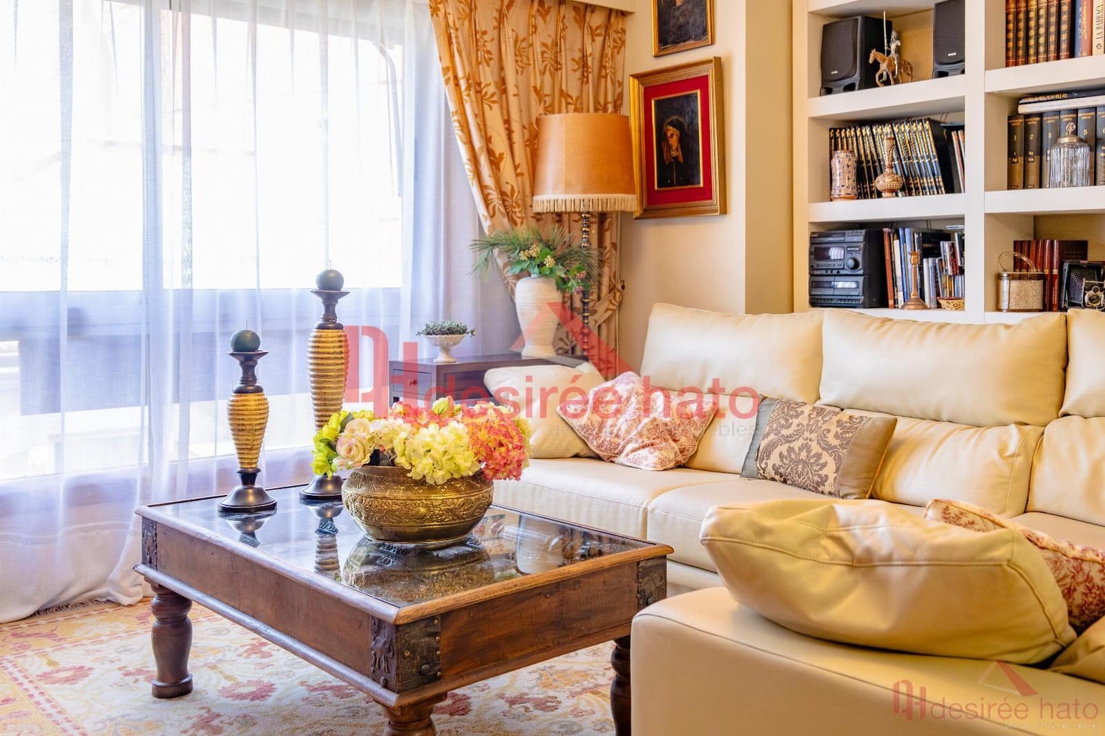 5 bedroom Flat for sale in Valencia city with garage - € 1,100,000 (Ref: 9448488)