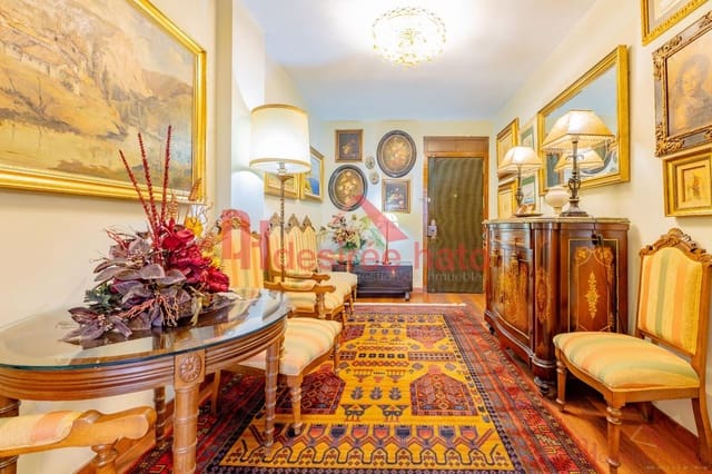 5 chambre Appartement à vendre à El Mercat, Valence ville avec garage - 1 100 000 € (Ref: 9448488)