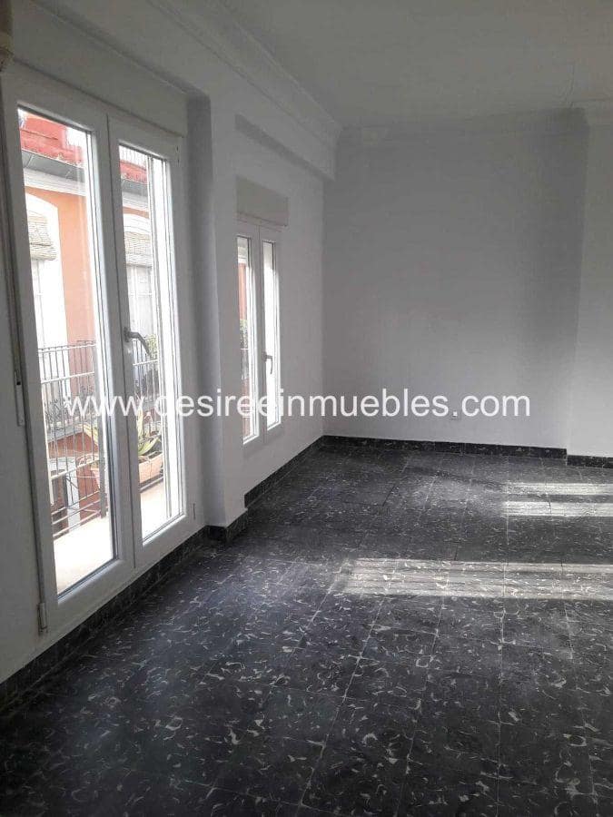 Piso de 2 habitaciones en València ciudad en alquiler - 1.500 € (Ref: 9470065)