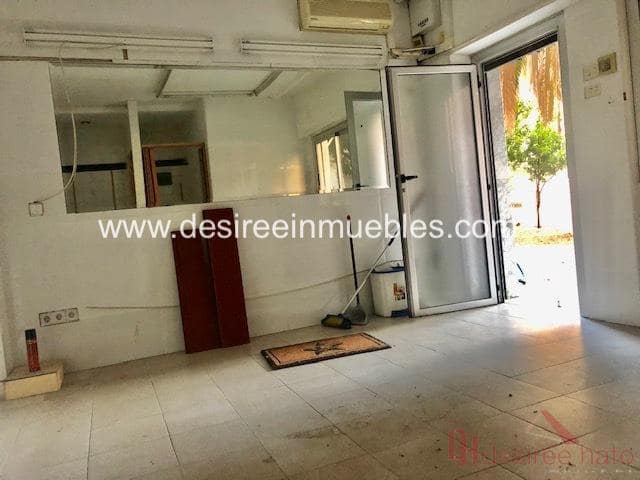 1 slaapkamer Commercieel te koop in Valencia stad - € 57.000 (Ref: 9473577)