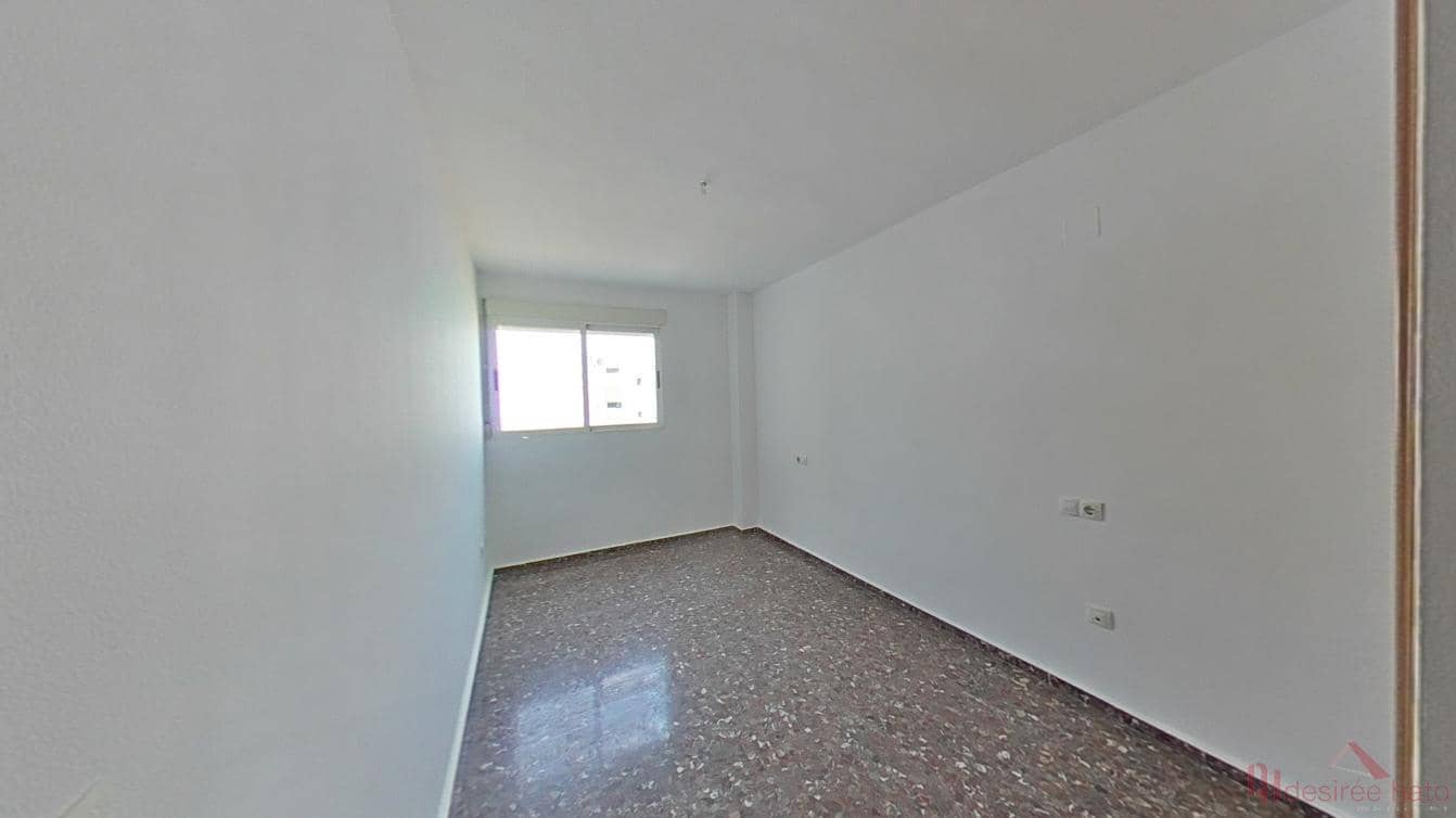 2 Zimmer Wohnung zu verkaufen in Valencia Stadt mit Garage - 224.000 € (Ref: 9518024)