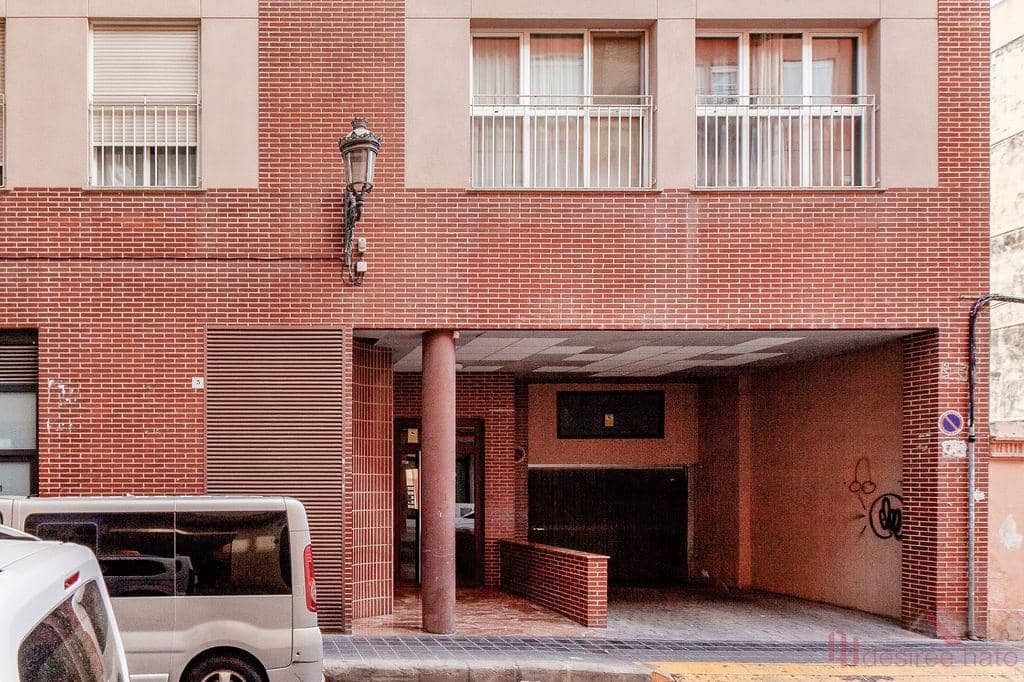 2 slaapkamer Flat te koop in Valencia stad met garage - € 240.000 (Ref: 9518025)