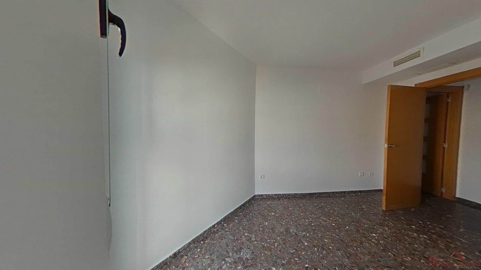 2 Zimmer Wohnung zu verkaufen in Valencia Stadt mit Garage - 233.000 € (Ref: 9518026)