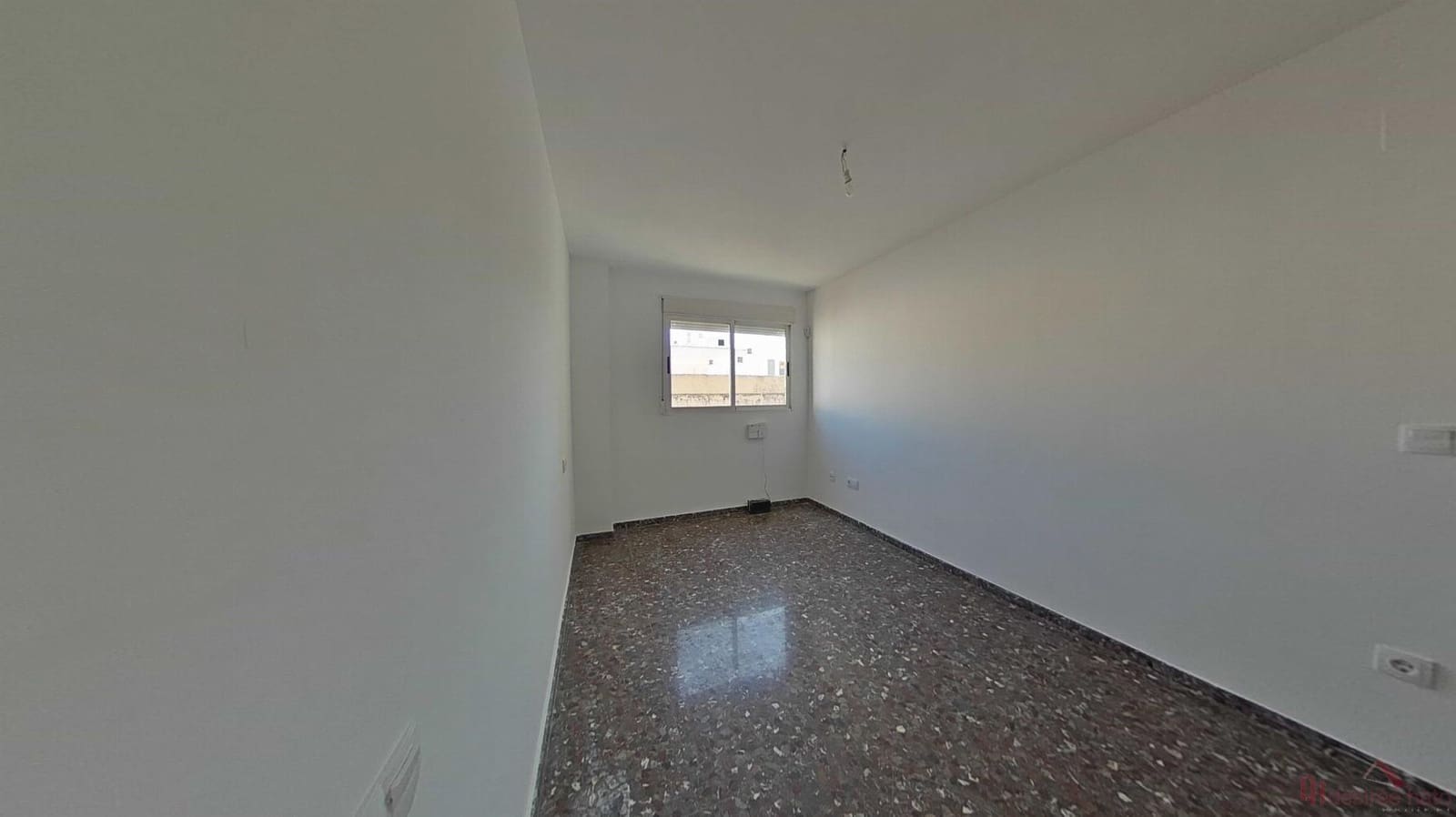 2 Zimmer Wohnung zu verkaufen in Valencia Stadt mit Garage - 233.000 € (Ref: 9518026)