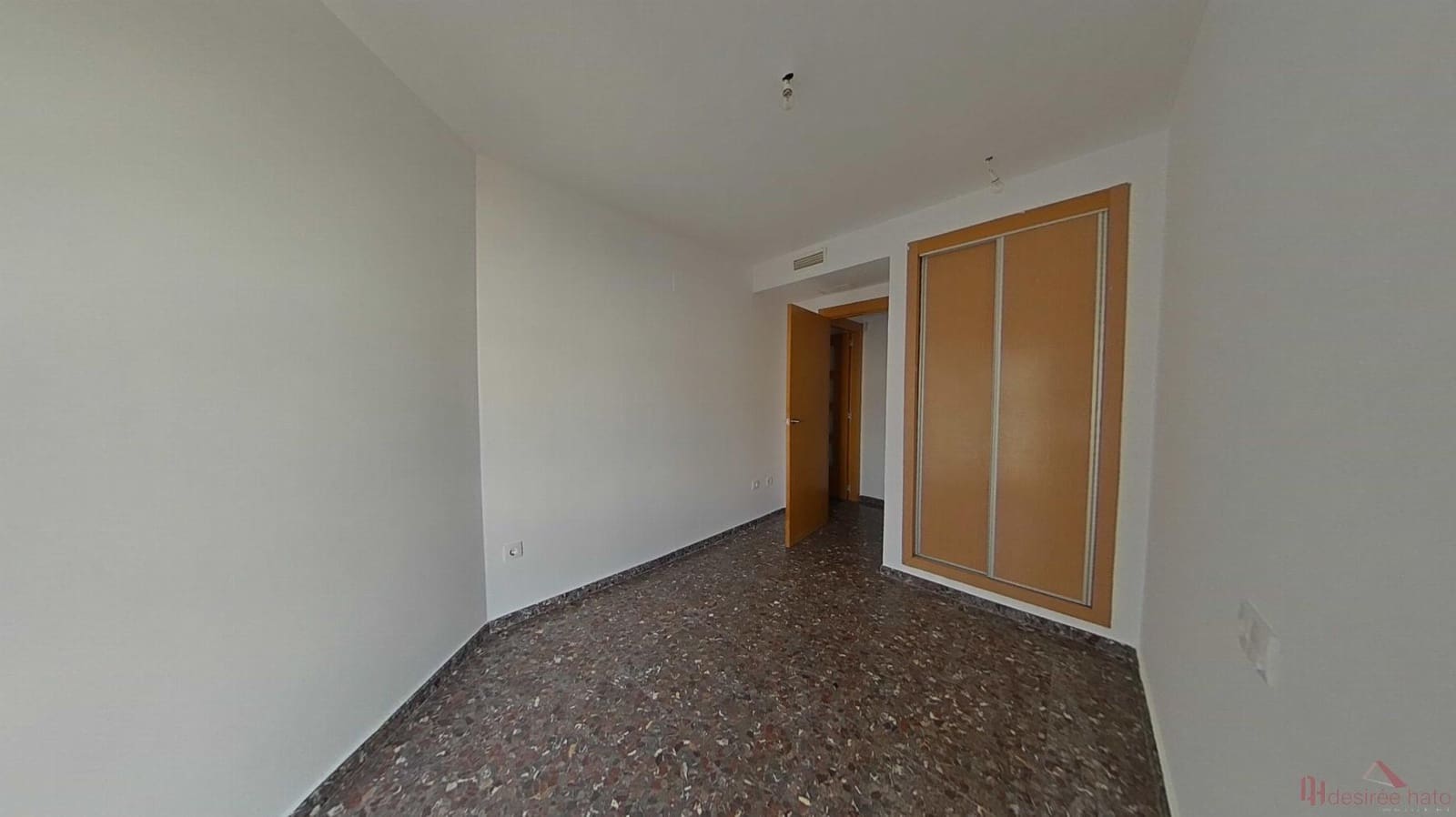2 Zimmer Wohnung zu verkaufen in Valencia Stadt mit Garage - 233.000 € (Ref: 9518026)