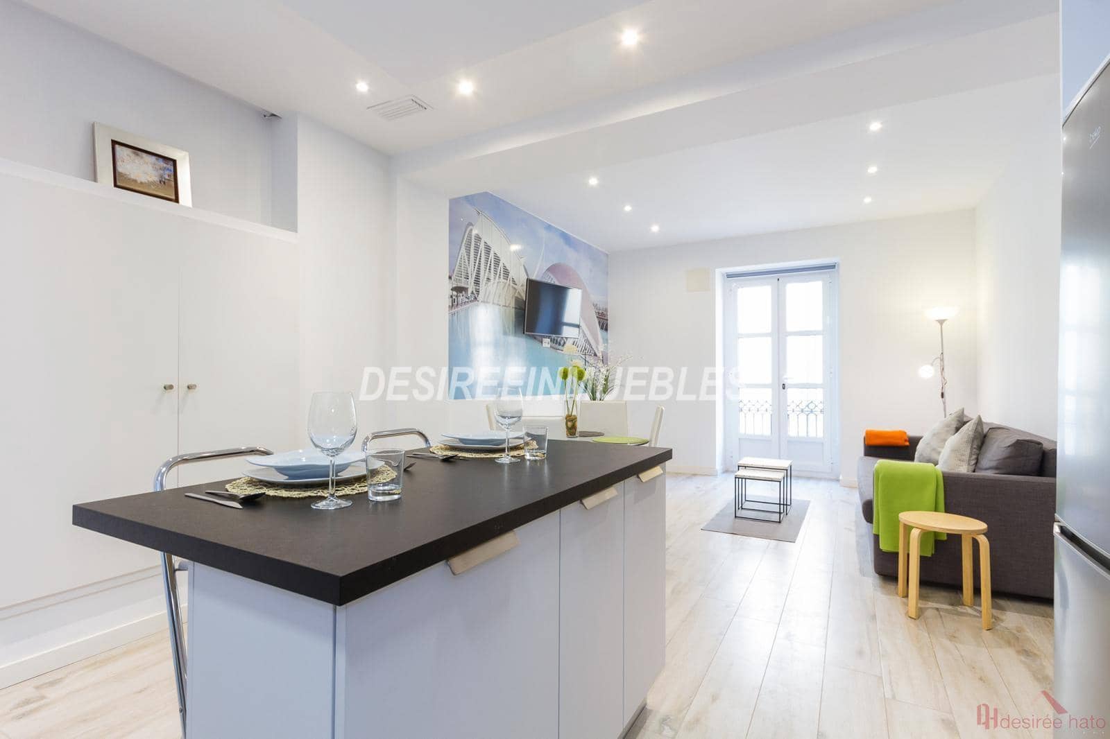 2 slaapkamer Flat te huur in Valencia stad - € 2.600 (Ref: 9554280)