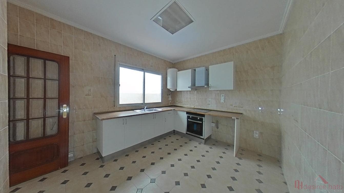 3 soveværelse Lejlighed til salg i Valencia by - € 222.000 (Ref: 9554281)