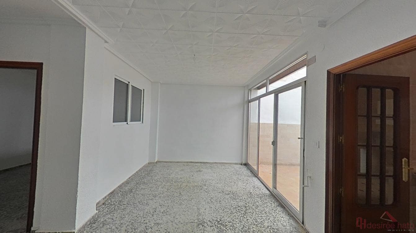 3 soveværelse Lejlighed til salg i Valencia by - € 222.000 (Ref: 9554281)