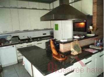 Gewerbe zu verkaufen in Valencia Stadt mit Garage - 1.200.000 € (Ref: 9564099)