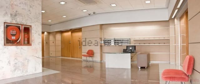 2 makuuhuone Kaupallinen vuokrattavana paikassa Vara de Quart, Valencia kaupunki - 9 550 € (Ref: 9564100)