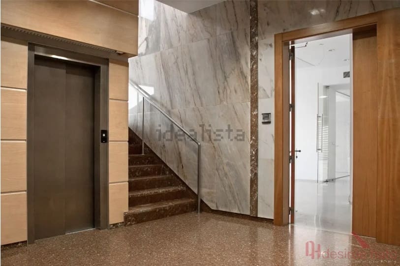 2 makuuhuone Kaupallinen vuokrattavana paikassa Valencia kaupunki - 9 550 € (Ref: 9564100)