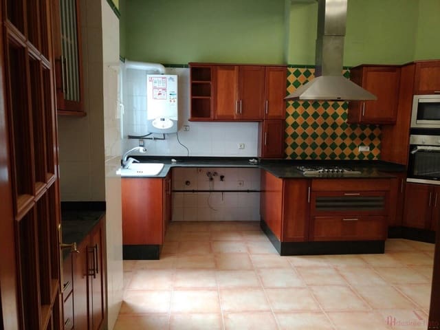 4 soveværelse Lejlighed til salg i Russafa, Valencia by - € 635.000 (Ref: 9571365)