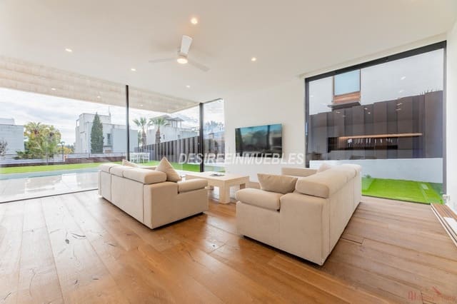 6 sovrum Villa till salu i Godella med pool garage - 1 750 000 € (Ref: 9573454)