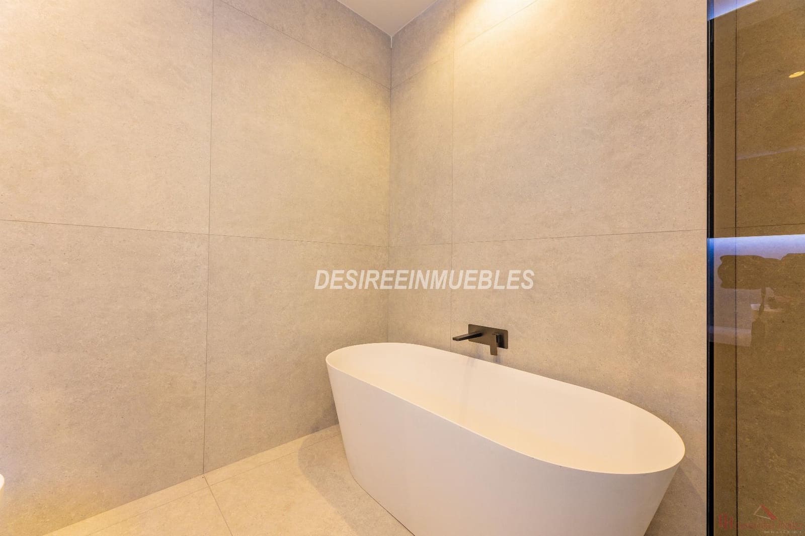 6 chambre Villa/Maison à vendre à Godella avec piscine garage - 1 750 000 € (Ref: 9573454)