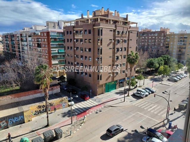 3 makuuhuone Asunto myytävänä paikassa Malilla, Valencia kaupunki - 275 000 € (Ref: 9581289)