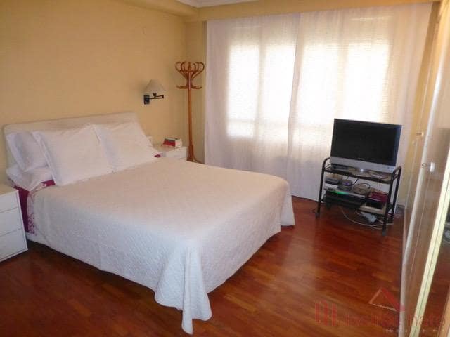 4 Zimmer Wohnung zu verkaufen in Valencia Stadt - 600.000 € (Ref: 9581290)