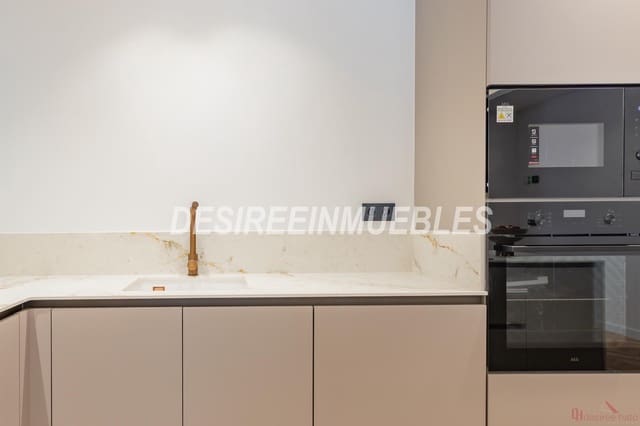 Piso de 3 habitaciones en Sant Francesc, València ciudad en venta - 946.000 € (Ref: 9593280)