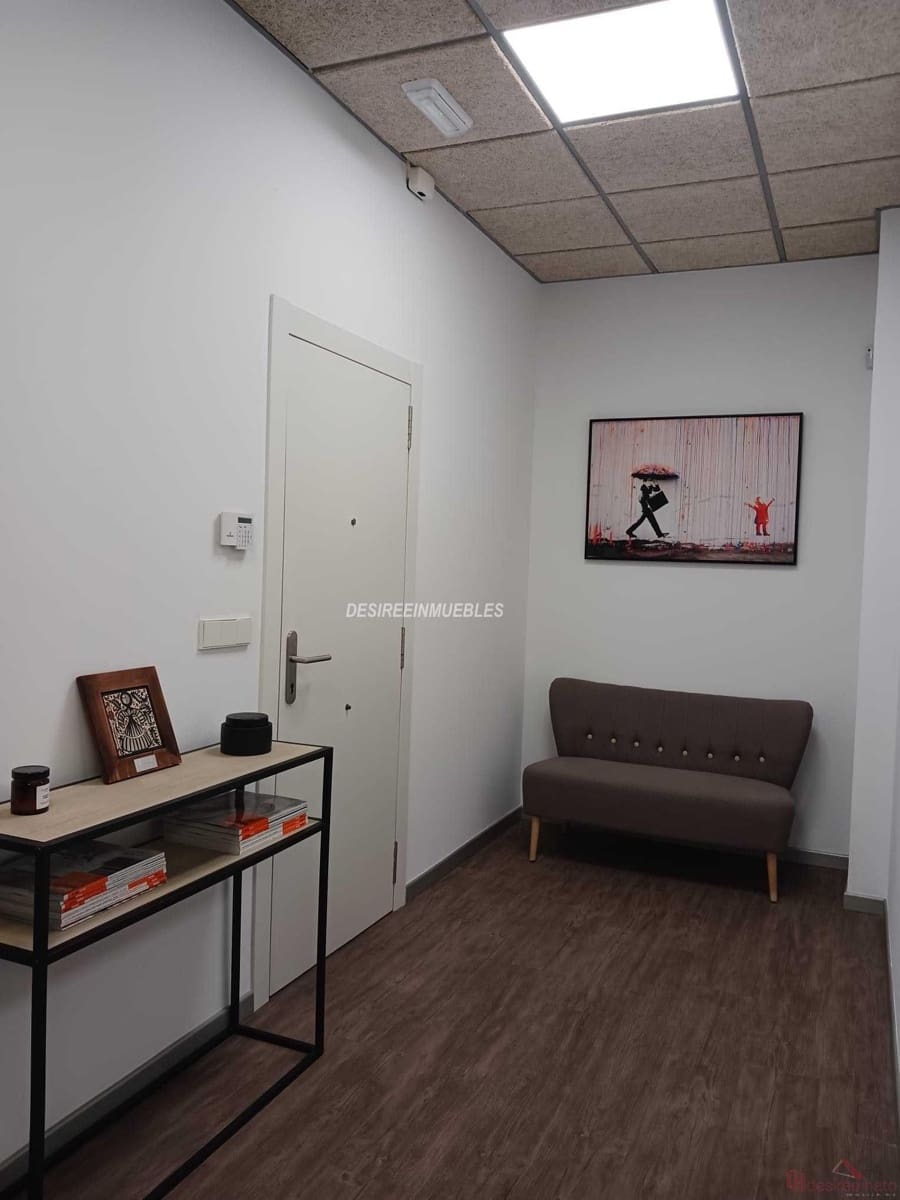 5 quarto Escritório para arrendar em Valencia cidade - 2 500 € (Ref: 9608210)