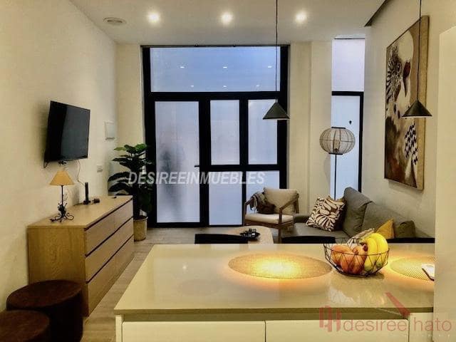 1 soveværelse Lejlighed til leje i La Seu, Valencia by - € 1.400 (Ref: 9627768)