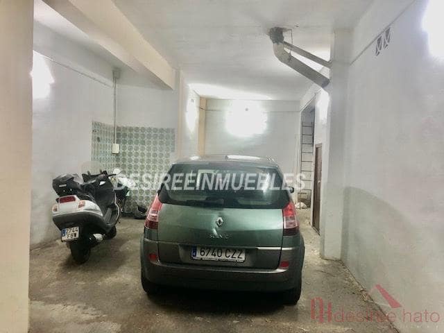 2 bedroom Commercial for sale in Valencia city - € 186,000 (Ref: 9646302)