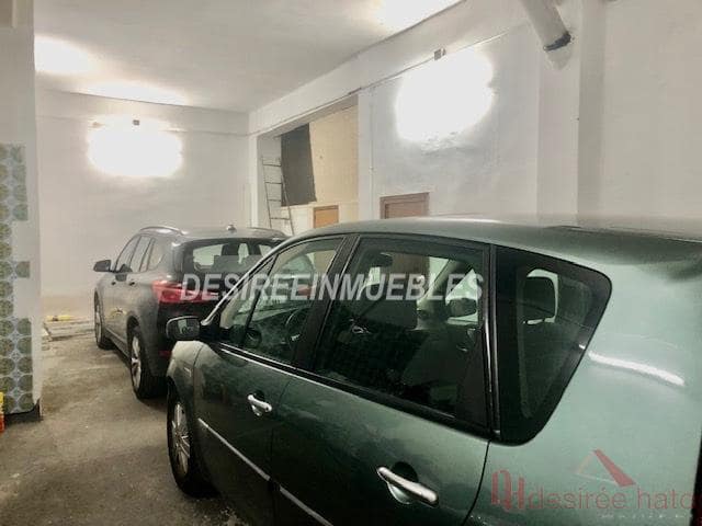 2 bedroom Commercial for sale in Valencia city - € 186,000 (Ref: 9646302)