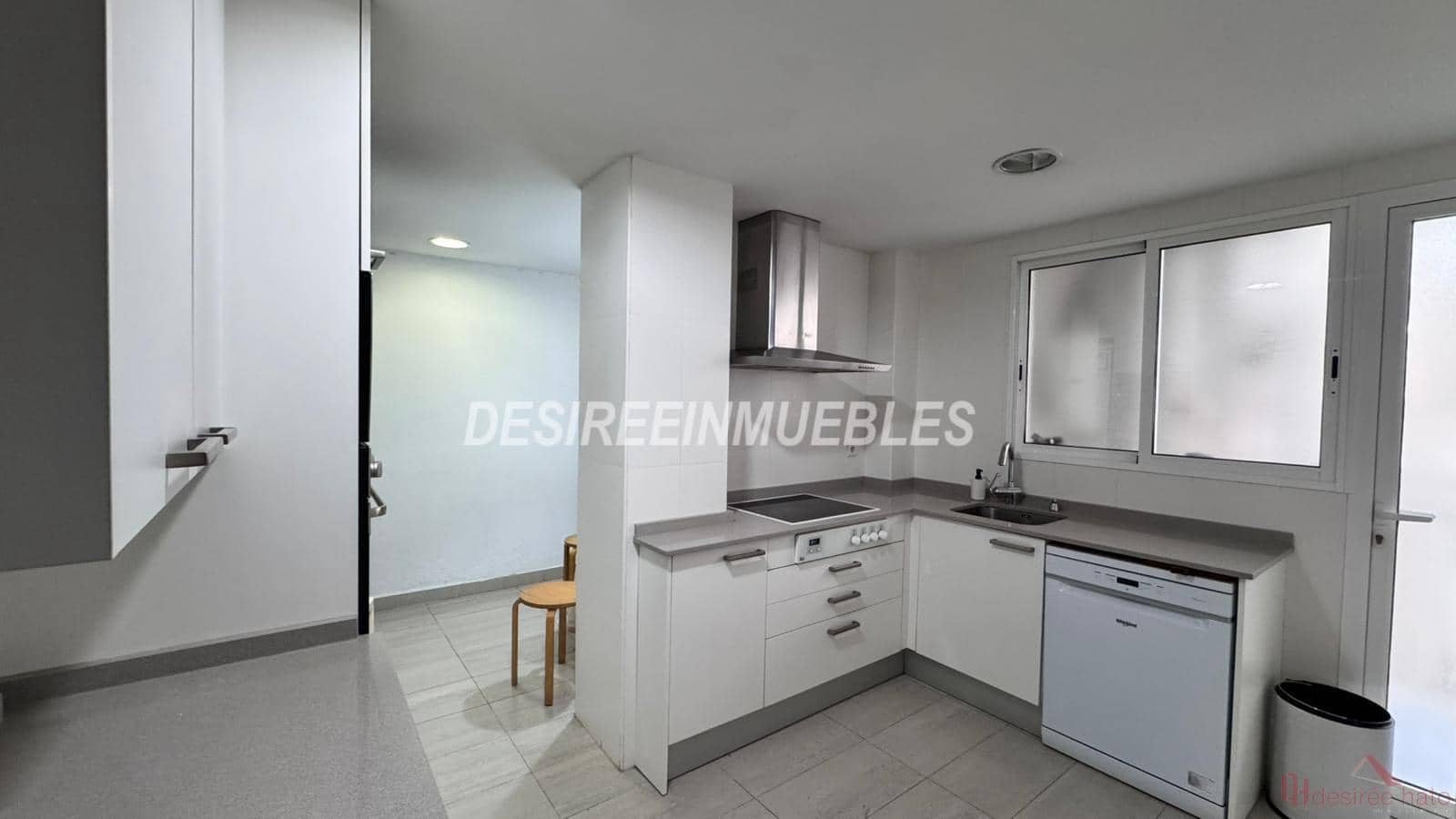 4 slaapkamer Flat te koop in Valencia stad met garage - € 860.000 (Ref: 9654404)
