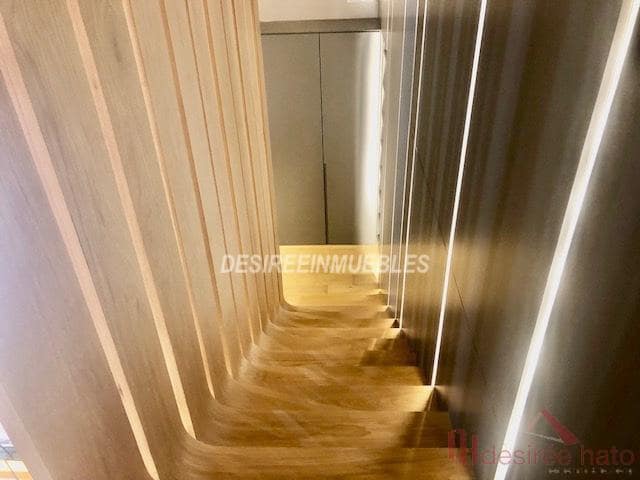 3 slaapkamer Kantoor te koop in Valencia stad - € 400.000 (Ref: 9658064)