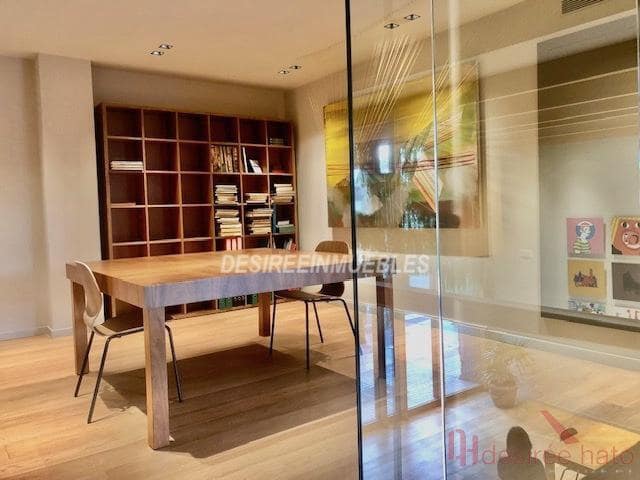 3 slaapkamer Kantoor te koop in Valencia stad - € 400.000 (Ref: 9658064)