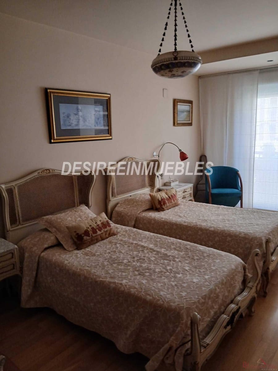 Piso de 4 habitaciones en València ciudad en venta con garaje - 1.700.000 € (Ref: 9676532)