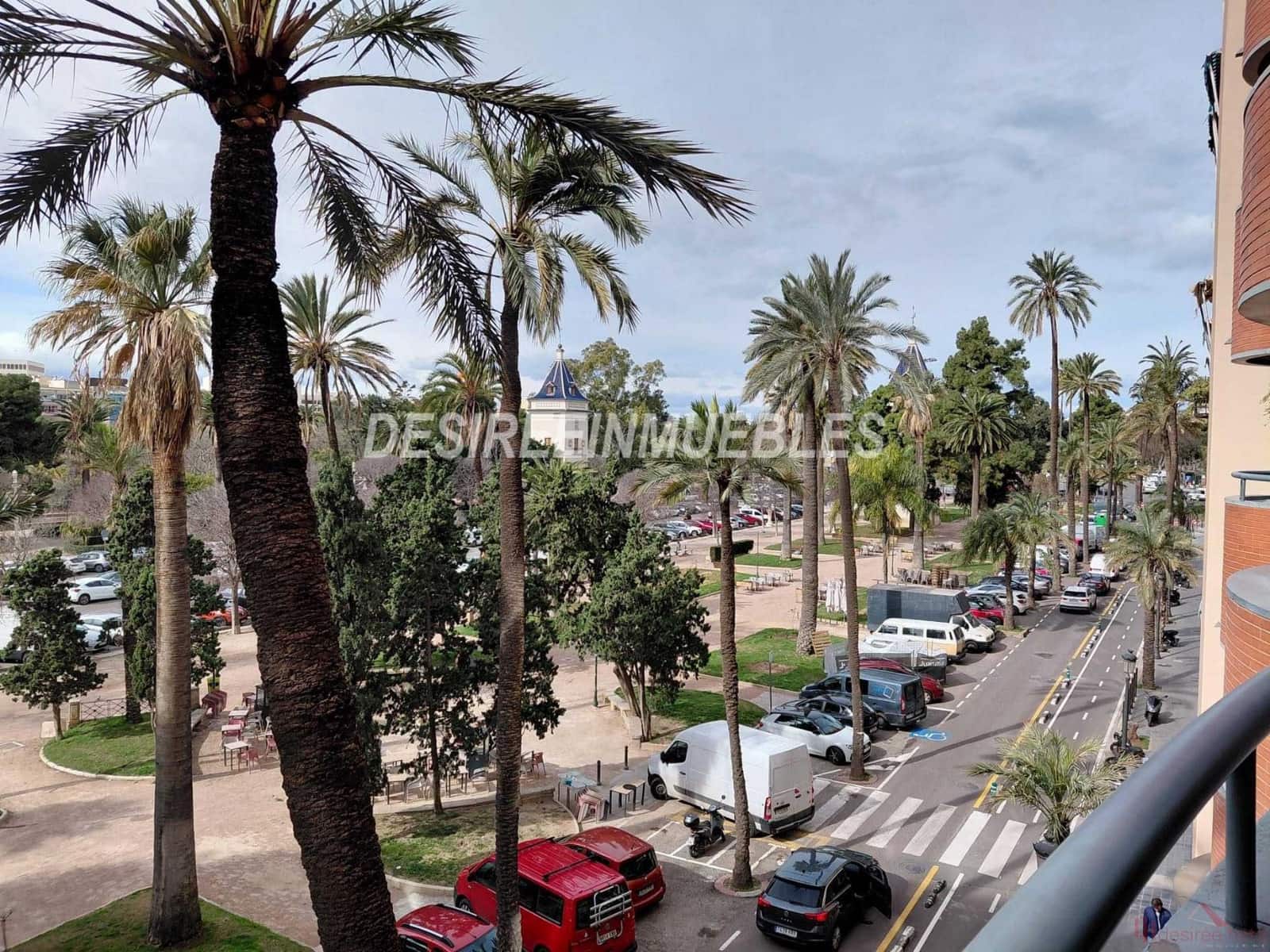 Piso de 4 habitaciones en València ciudad en venta con garaje - 1.700.000 € (Ref: 9676532)