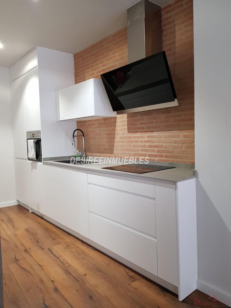 2 slaapkamer Flat te koop in Valencia stad - € 680.000 (Ref: 9679316)