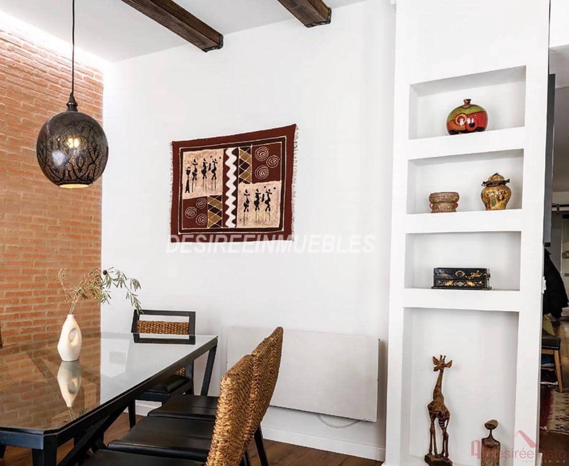 2 slaapkamer Flat te koop in Valencia stad - € 680.000 (Ref: 9679316)