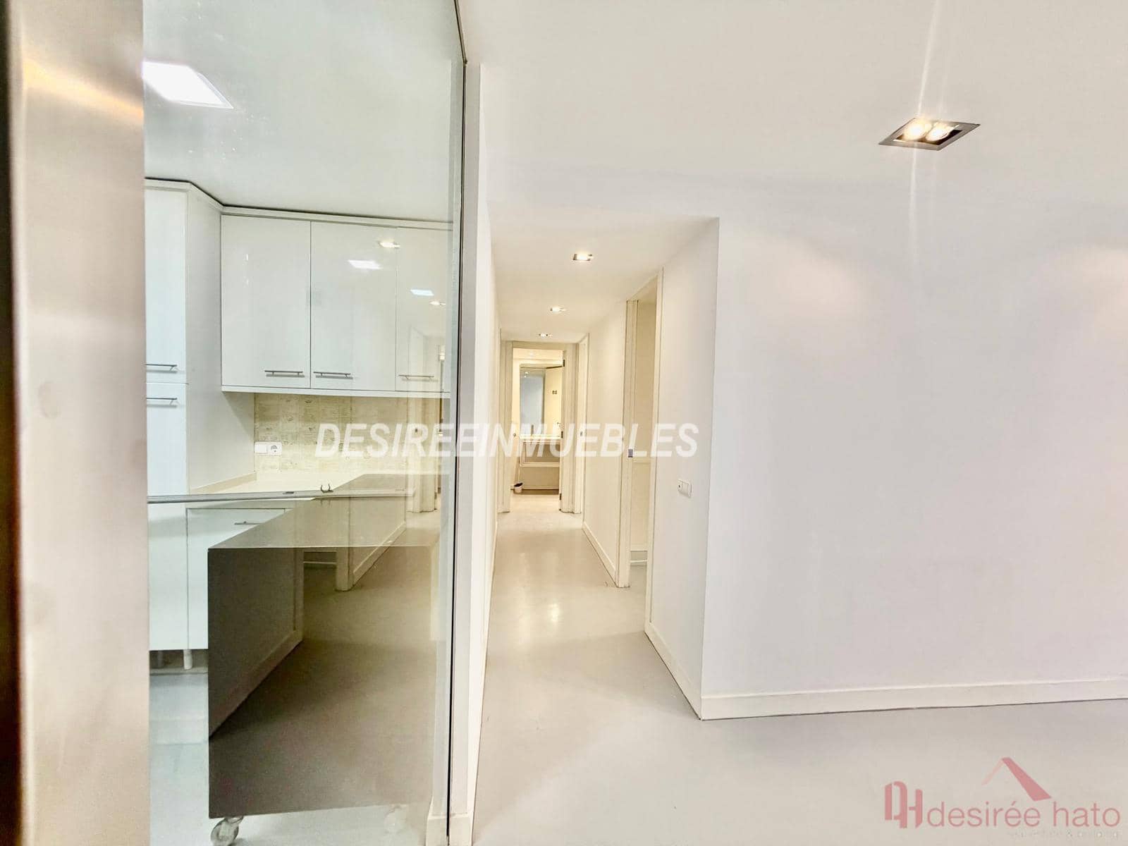3 soveværelse Lejlighed til leje i Valencia by med garage - € 2.000 (Ref: 9720909)