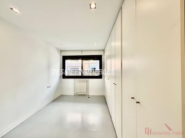 3 quarto Apartamento para arrendar em Exposicio, Valência cidade com garagem - 2 000 € (Ref: 9720909)