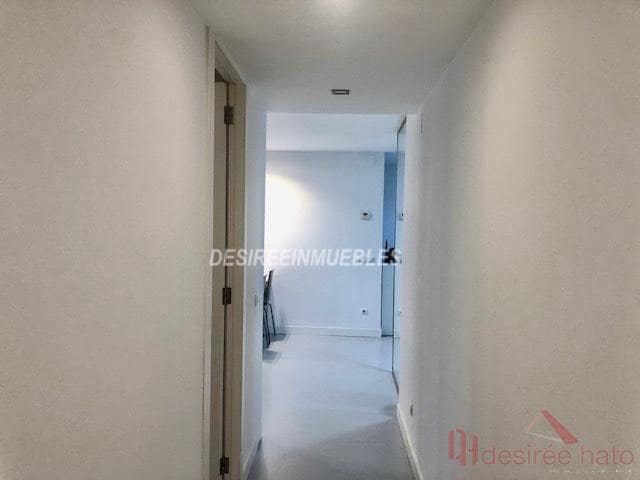 3 bedroom Flat for rent in Valencia city with garage - € 2,500 (Ref: 9720910)