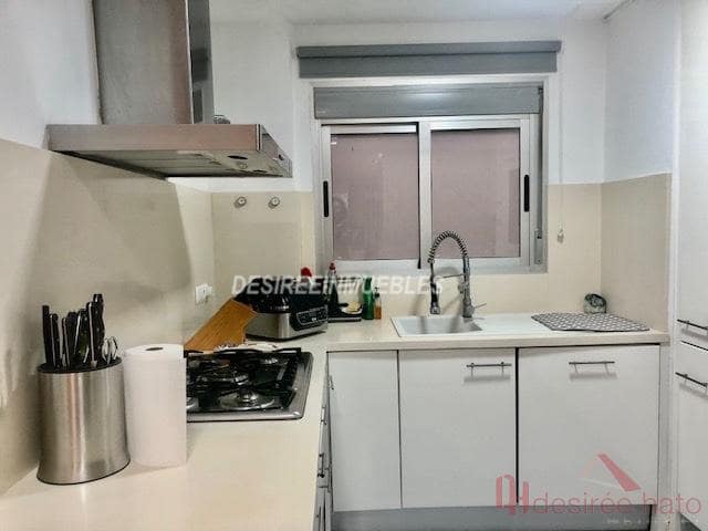 3 slaapkamer Flat te huur in Exposicio, Valencia stad met garage - € 2.500 (Ref: 9720910)