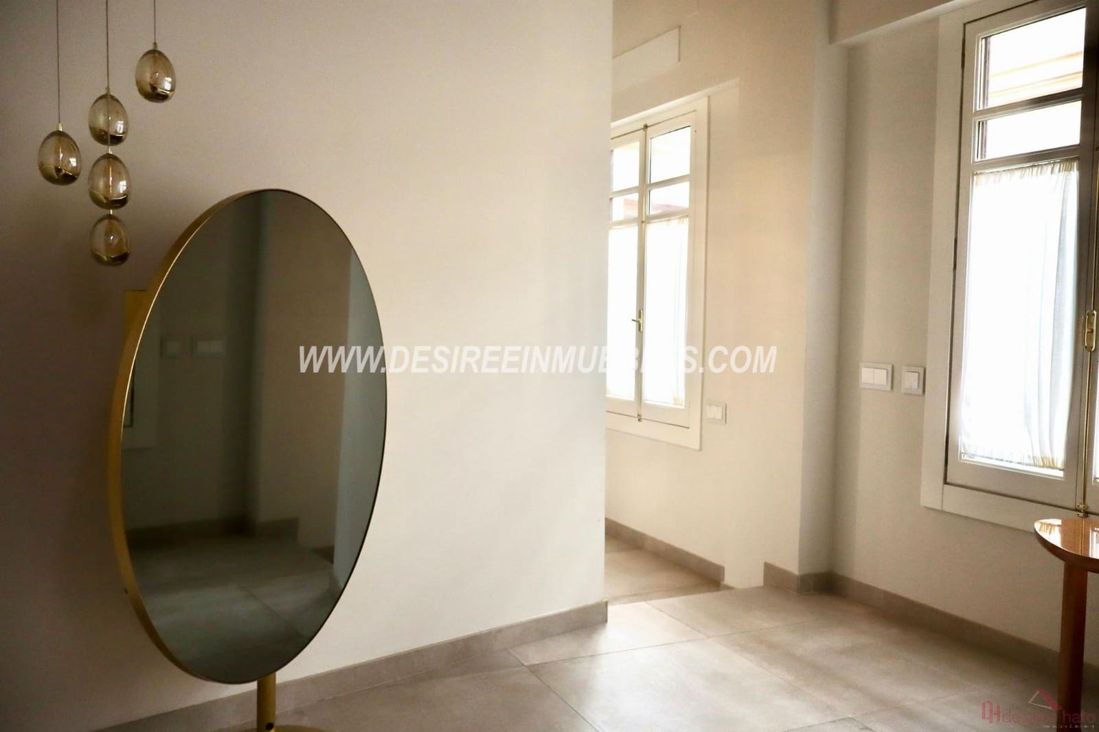 Appartement de 4 chambres à louer à Valence ville avec garage - 5 000 € (Ref: 9720911)