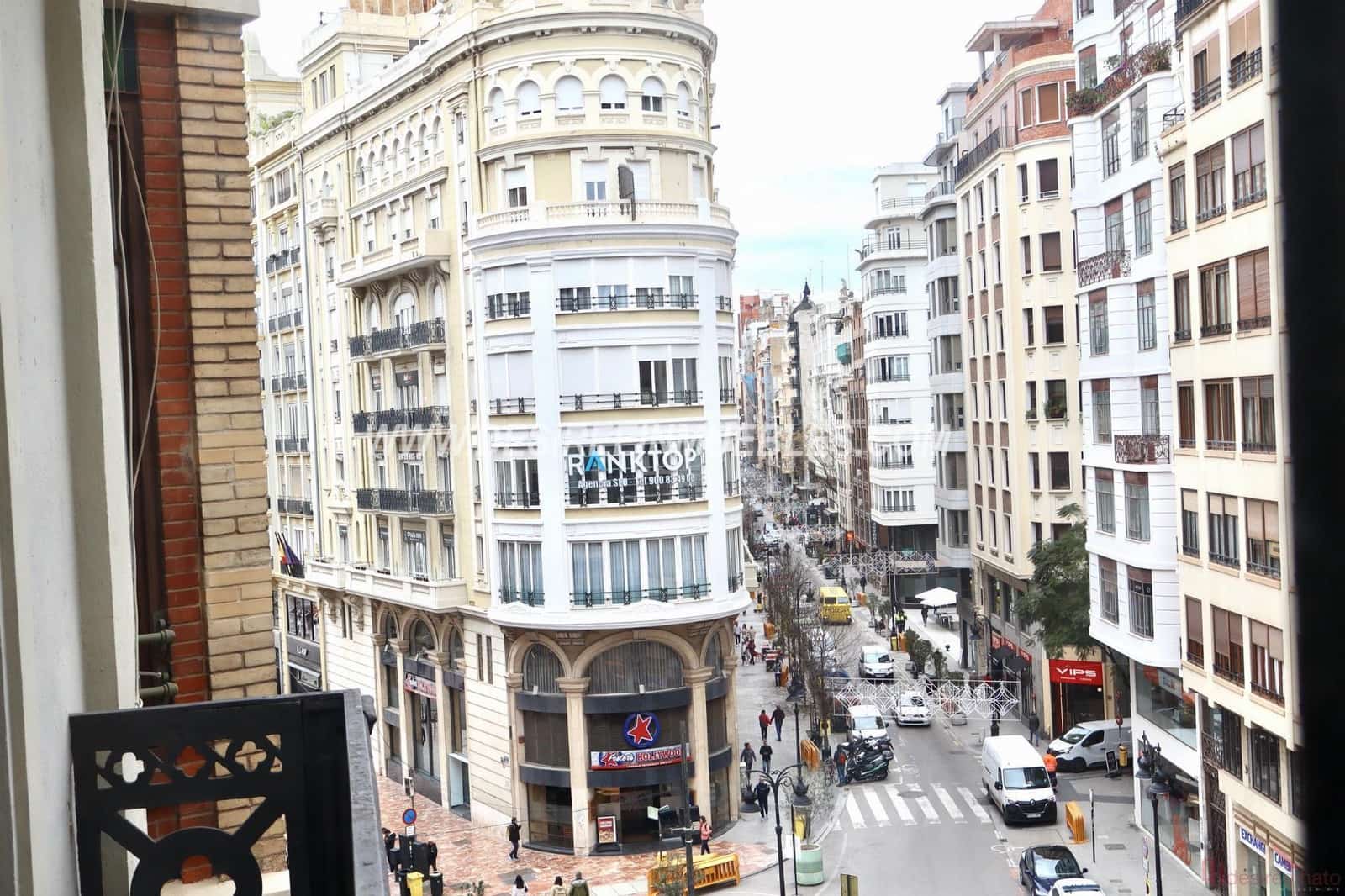 Appartement de 4 chambres à louer à Valence ville avec garage - 5 000 € (Ref: 9720911)