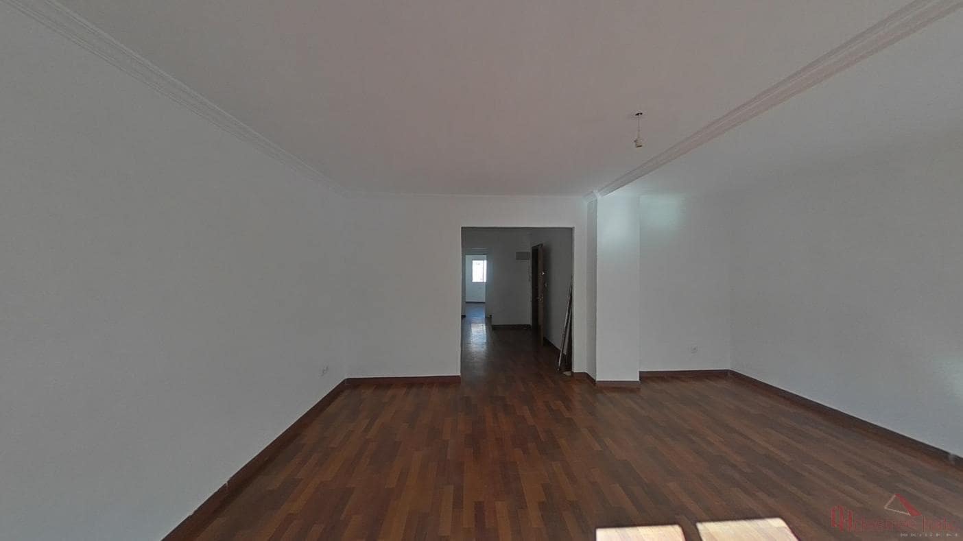 Piso de 2 habitaciones en València ciudad en venta - 219.000 € (Ref: 9726178)