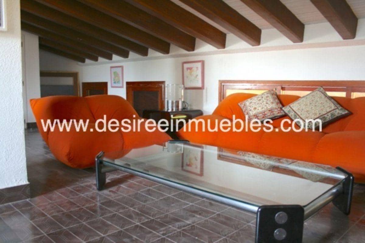 6 bedroom Villa for sale in Torrent with pool garage - € 1,700,000 (Ref: 9772477)