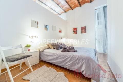 Piso de 2 habitaciones en València ciudad en alquiler - 1.700 € (Ref: 9772478)